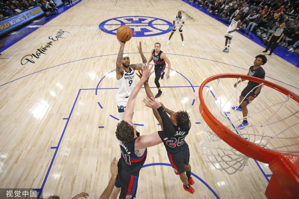 球队赛后陷 球队赛后陷