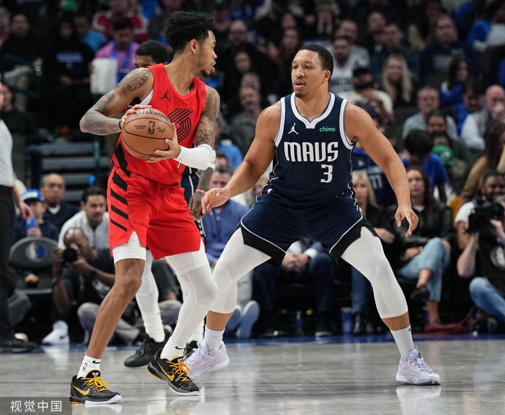 她所展现的 她所展现的