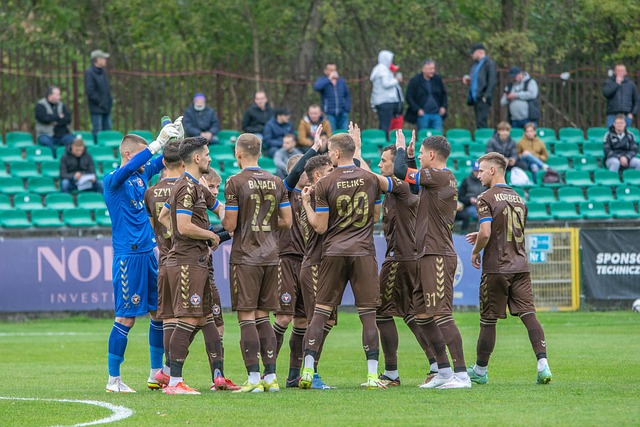 不仅如此 不仅如此